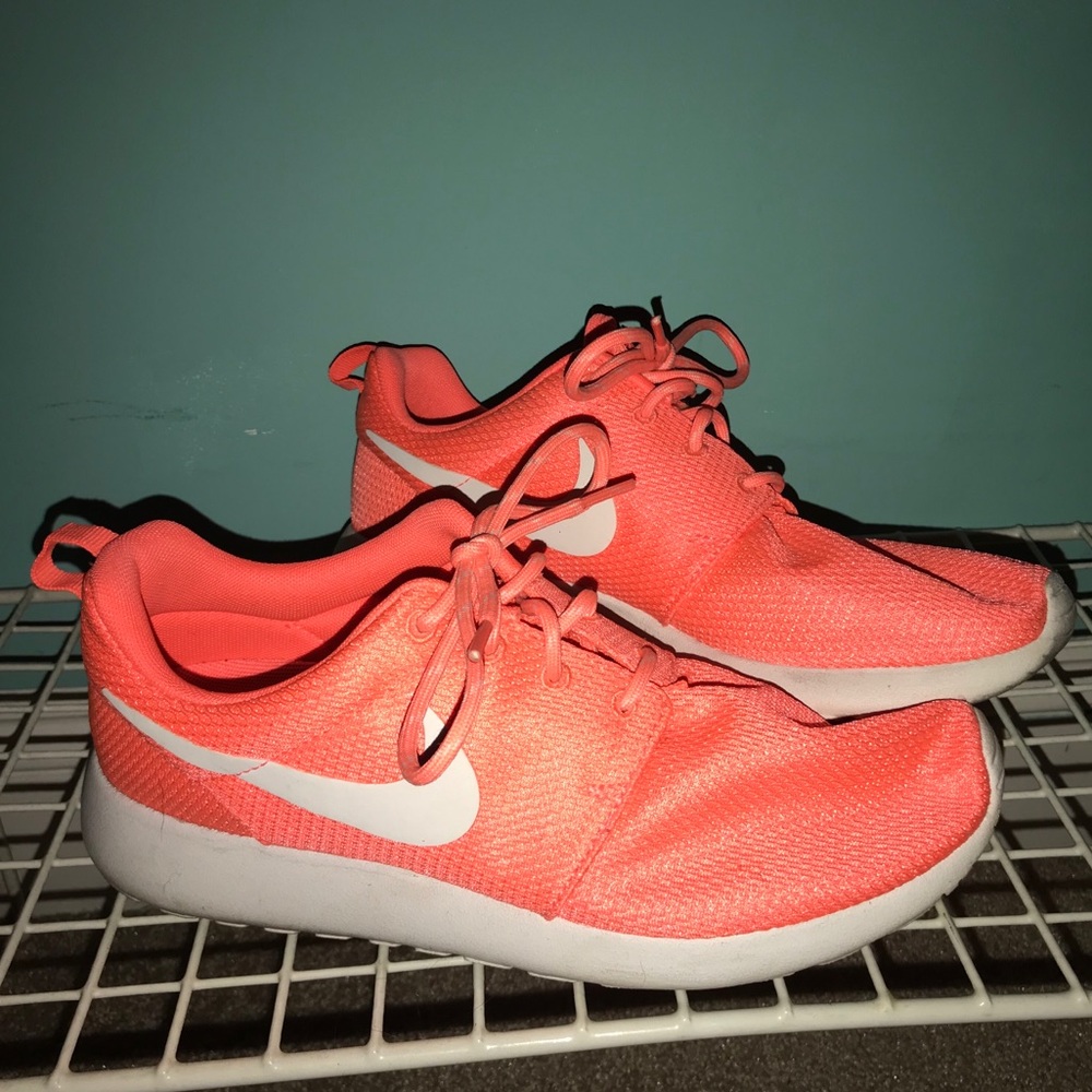 Nike Roches